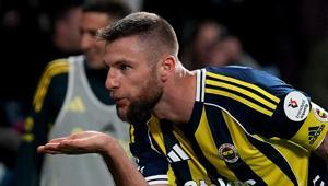 Skriniar: Fenerbahçenin kaptanı olmaktan gurur duyuyorum Skriniar: Fenerbahçenin kaptanı olmaktan gurur duyuyorum