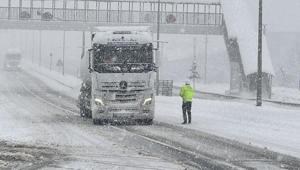 Bolu Dağını kullanacak sürücüler dikkat Ulaşıma kapatıldı
