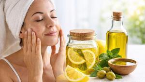 Krem, serum, kolajen… Kutu kutu takviyeye gerek yok Limonla karıştırınca kırışıklık kalmıyor
