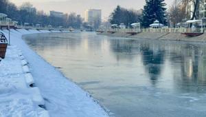 Tokatta yüzyılın en soğuk ocak ayı Yeşilırmak buz tuttu