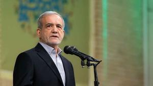 İran Cumhurbaşkanı’ndan sözünü kesen dinleyiciye Türkçe uyarı