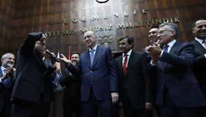 Son dakika... Partilerinden istifa eden 3 vekil AK Partiye katıldı