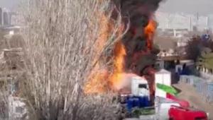 Ankarada büyük yangın 7-8 TIR alev alev yandı