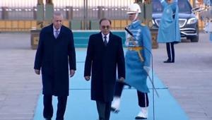 Cumhurbaşkanı Erdoğan, Malezya Başbakanı Enver İbrahim’i resmi törenle karşıladı