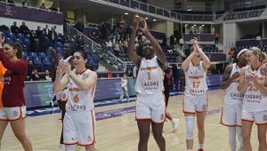 Galatasaray kazandı Basketbolda kupada derbi heyecanı