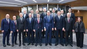 Bakan Ersoy: Çevremizdeki krizlere rağmen iyi bir yılı geride bıraktık