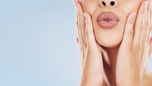 Cilt eşitleyip kararmaları gideriyor Dudak kenarındaki renk eşitsizliğine son