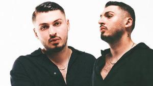 10 milyon liralık otomobil hediye etti Blok3, babasının hayalini böyle gerçekleştirdi