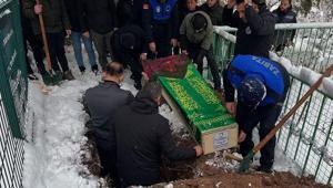 Küçük Damla hayatını kaybetti Cenazesine ailesi hariç herkes katıldı