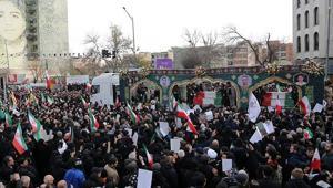 İranda protestoların bilançosu ağırlaşıyor Can kaybı artarken, günler sonra bir ilk yaşandı