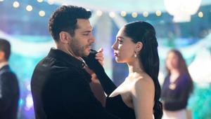 Cumartesi gecelerine damga vuran çift Zeynep ile Serhat fırtınası