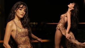 Joy Awards ödül töreninde Hande Erçel rüzgarı Tüm gözler ünlü oyuncunun üzerindeydi