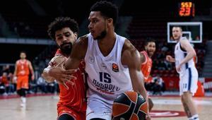 Anadolu Efes deplasmanda kaybetti, kötü gidişata dur diyemedi