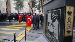 Diyarbakırda şehit edilen Gaffar Okkan ve 5 polis memuru törenle anıldı