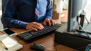 Masa başı çalışanların sessiz sorunu Bu duruş nefes almayı zorlaştırıyor