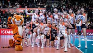 Eczacıbaşı 4 sette galip geldi, 15. galibiyetini aldı