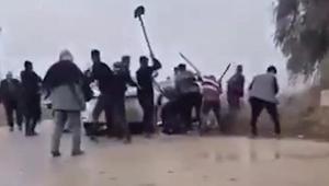 Şanlıurfada meydan savaşı gibi kavga Taş, sopa ve kürekle saldırdılar