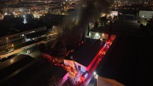 Bursada korkutan yangın Tekstil fabrikası alevlere teslim