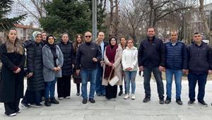 Okul tuvaletinde kamera krizi Görevden alınan müdür için veliler valiliğin kapısını çaldı