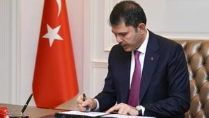 Bakan Kurum: Asrın İnşasının emekçileriyle gurur duyuyoruz