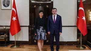 Cevdet Yılmaz, AB Komisyonu Üyesi Kos ile görüştü