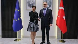 Dışişleri Bakanı Hakan Fidan, AB Komisyonunun Genişlemeden Sorumlu Üyesi Kos ile görüştü