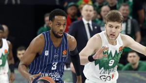 EuroLeaguede Anadolu Efes seriye bağladı