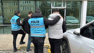 Trabzonspor takım otobüsüne taşlı saldırı 5 şüpheli adliyeye sevk edildi