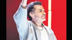 Sevenleriyle buluştu