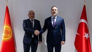 Dışişleri Bakanı Hakan Fidan, Kırgızistan Meclis Başkanı Turgunbek ile görüştü