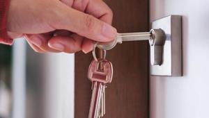 Kapı kilidindeki bu işareti kimse bilmiyor Hırsızlara davetiye çıkartan detay