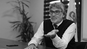 Eski Milli futbolcu Ömer Kaner hayatını kaybetti