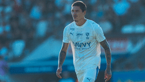 Fenerbahçenin ilgilendiği Darwin Nuneze büyük şok