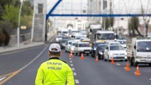 Trafikte yeni dönem yasalaştı: Drift atana 140 bin TL, kış lastiği takmayana 6 bin TL ceza