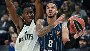 Anadolu Efes, Bolognayı 31 sayı farkla mağlup etti