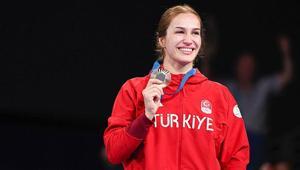 Milli Güreşçi Buse Tosun Çavuşoğlu, Los Angeles hedefini açıkladı