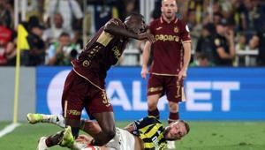 Gözler Trabzonspor-Fenerbahçe maçında