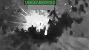 Karayipler’de sıcak dakikalar ABD ordusu uyuşturucu teknesini vurdu