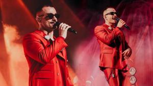 Gökhan Türkmen konserinde tarihi an: 17 kişi aynı anda diz çöküp evlilik teklifi etti