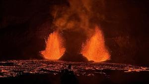 2 yılda 42 patlama Klauea Yanardağında lavlar 300 metreye yükseldi