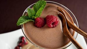 Çikolata ve kahve aynı kasede Muhallebinin ipek gibi olması için püf: Karıştır-kıs