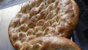 İzmirde ramazan pidesinin fiyatı açıklandı