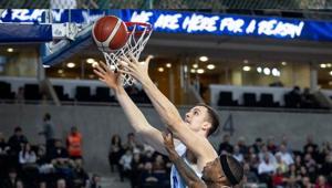 Basketbolda kupada Türk Telekom, Trabzonsporu mağlup etti