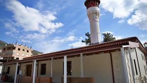 Osmaniyenin deprem sonrası restore edilen tarihi camileri ramazana hazır