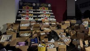 Adana’da dev ilaç vurgunu 1 milyondan fazla hap ele geçirildi