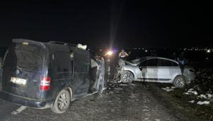 Diyarbakırda feci kaza 2si çocuk 5 kişi hayatını kaybetti
