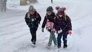 Eğitime kar engeli İşte okulların tatil edildi il ve ilçeler...