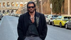 Can Yaman pozuyla olay oldu Karın kaslarıyla Instagramı salladı