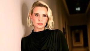 Canlı yayın öncesi talihsiz kaza Esra Erolun yüzü yandı