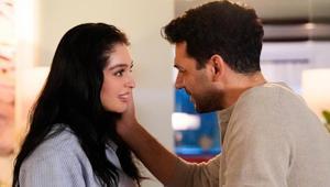 Serhat Zeynepe aşkını ilan ediyor